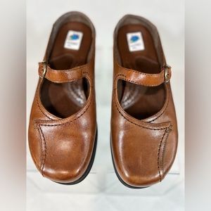 Michel M Womens Brown Leather Comfort Shoes Mules Mary Jane